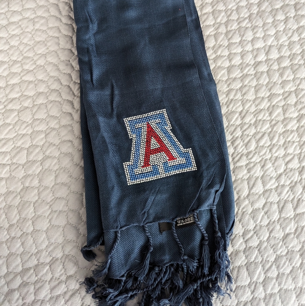 UofA scarf